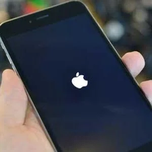 如果你恨他就发这条信息给他的IPhone