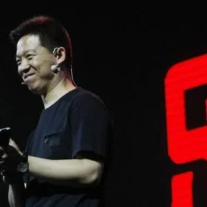 贾跃亭两日减持乐视网3524万股 套现近25亿元