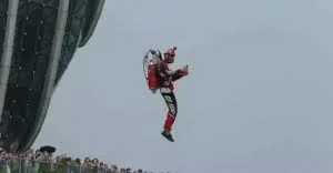 酷视频：GoFast 飞行背包在百度飞行成功