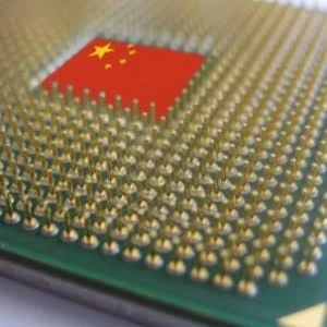 中国每年进口芯片12000亿元 超石油
