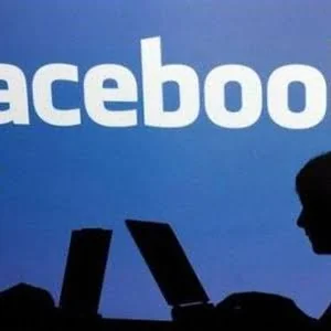 Facebook一实习生因曝光隐私漏洞被解雇