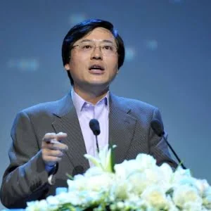 杨元庆炮轰国产手机：一群大忽悠
