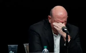 史蒂夫·鲍尔默:当时能让苹果破产！！