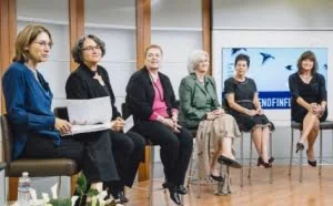 这些女性和乔布斯一起缔造了苹果传说