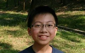 香港13岁少年DIY智能眼镜令谷歌震惊