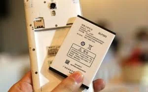 手机电池不能拆卸究竟好不好？