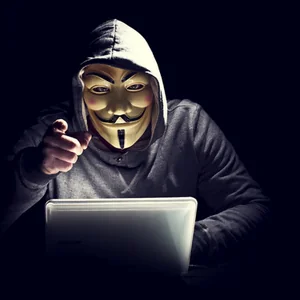 入侵CIA和FBI的黑客，是15岁少年？
