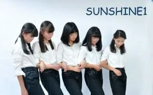 “丑女”网红Sunshine幕后掘金者