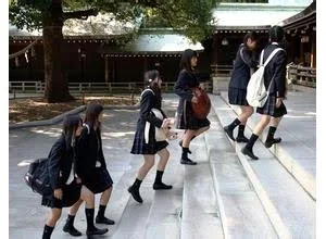 日本女大学生为何扎堆做AV女优？