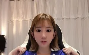 斗鱼脱衣主播郭mini复工：亮了