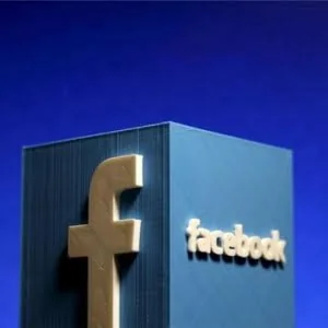 Facebook想用机器人取代App
