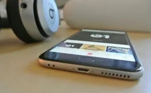 库克哭晕：iPhone 7已在华强北