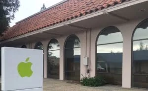 苹果总部被盗：一人被抓 两人正在搜捕中