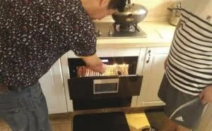 家电售后乱象：5毛钱能解决 非得要300块