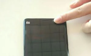 疑似双曲屏小米Note 2真机图像现身