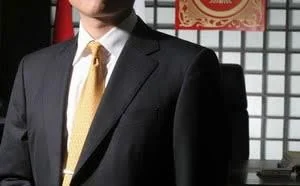 黄光裕出来还要4年 国美你一定要“挺住”！