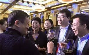 这个80后4年赚了2320亿，曾在马云手下打工8年