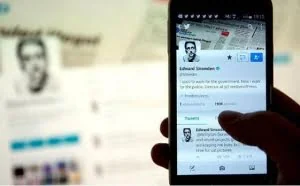 美媒曝斯诺登重新启用 iPhone 竟用中国人开发的聊天工具
