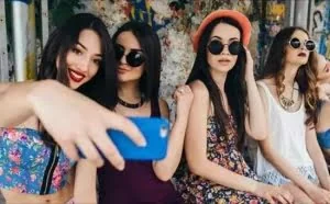 美图，靠什么撑起80亿美元市值