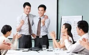如果不创业，那就一定要跟对人！