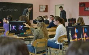 VR+行业，还是行业+VR？切莫变成捞一票