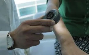 不可思议 人工智能与癌症医生一样好