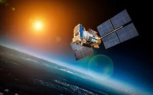 SpaceX狂射4425颗卫星建天网，狂人马斯克究竟想干啥？