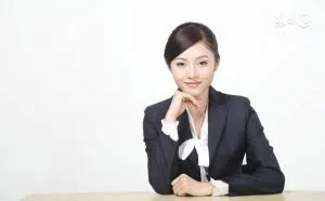 老板不愿意给老员工加工资，却高薪招新员工，结果让他后悔莫及