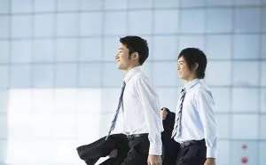 判断一个公司的好坏，首先要看人力资源部