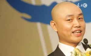 一代枭雄黄光裕年前出关，国美“亮剑”马云、刘强东，7亿人沸腾