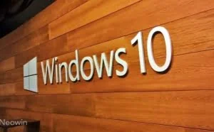 微软现在提醒用户安装最新Win10版本并查看隐私设置