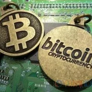 从暗网罪犯那盗取比特币，这个黑客玩得 666，然后他就悲剧了