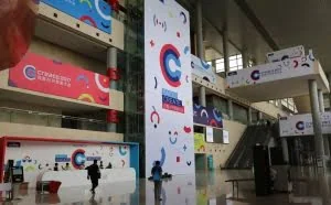 我们提前一天感受了百度AI开发者大会现场 | 多图
