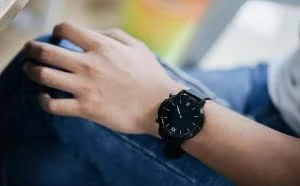 Pacewear Hype智能手表：手腕上的黑色主义