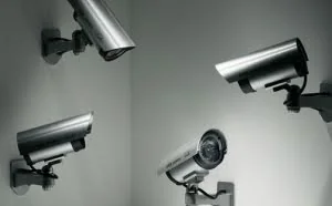 云南等多地近万个家庭摄像头被入侵 专挑对准床的