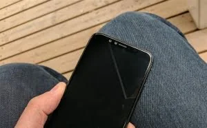 华强北：离组装出iPhone 8 只差一套iOS11