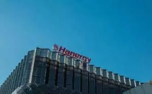 汉能百亿押注薄膜太阳能 移动能源战略全面落地