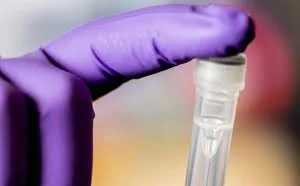 惊！以生物手段让电脑感染病毒已成真
