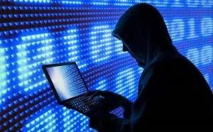 黑客、内鬼、机构交易，个人信息被榨出最后一滴油