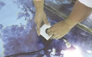 31岁男子造出不怕水插座 首批订单已达5000多万元