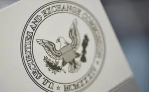 频繁黑客事件引发美国金融行业恐慌！