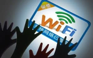 wifi万能钥匙满天飞，说不定你正被蹭网，两步杜绝