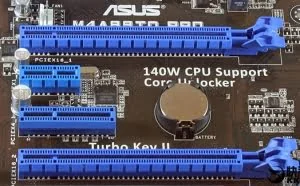 PCIe 4.0正式发布：带宽64GB/s翻番