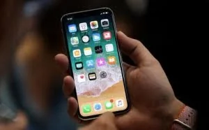 iPhone X银色版上市3天跌破官网价 已降到8150元