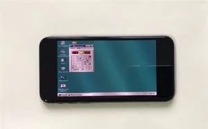 iPhone X运行Windows 95：流畅扫雷、单机游戏