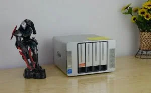 白群晖太贵、黑群晖太难，铁威马才是性价比之选！