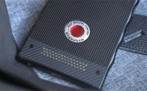 RED发布全球首款全息智能手机，售价1200美元，支持裸眼3D