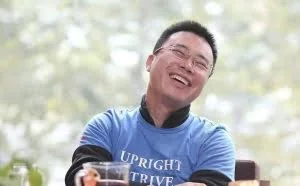 “欠债”的宅男救不了王欣
