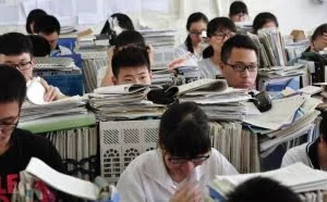 激光近视手术是骗局？不，但它也让想迫切摆脱眼镜的人陷入困境