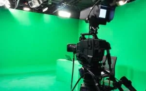 AI或将淘汰绿幕  YouTube 利用 AI 工具来替代绿幕特效